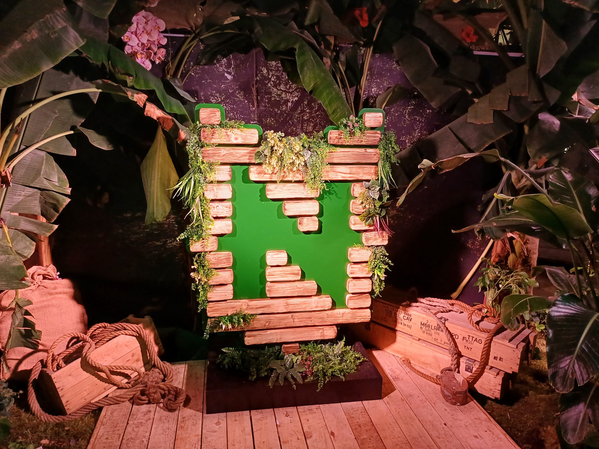 Nerdland themazone