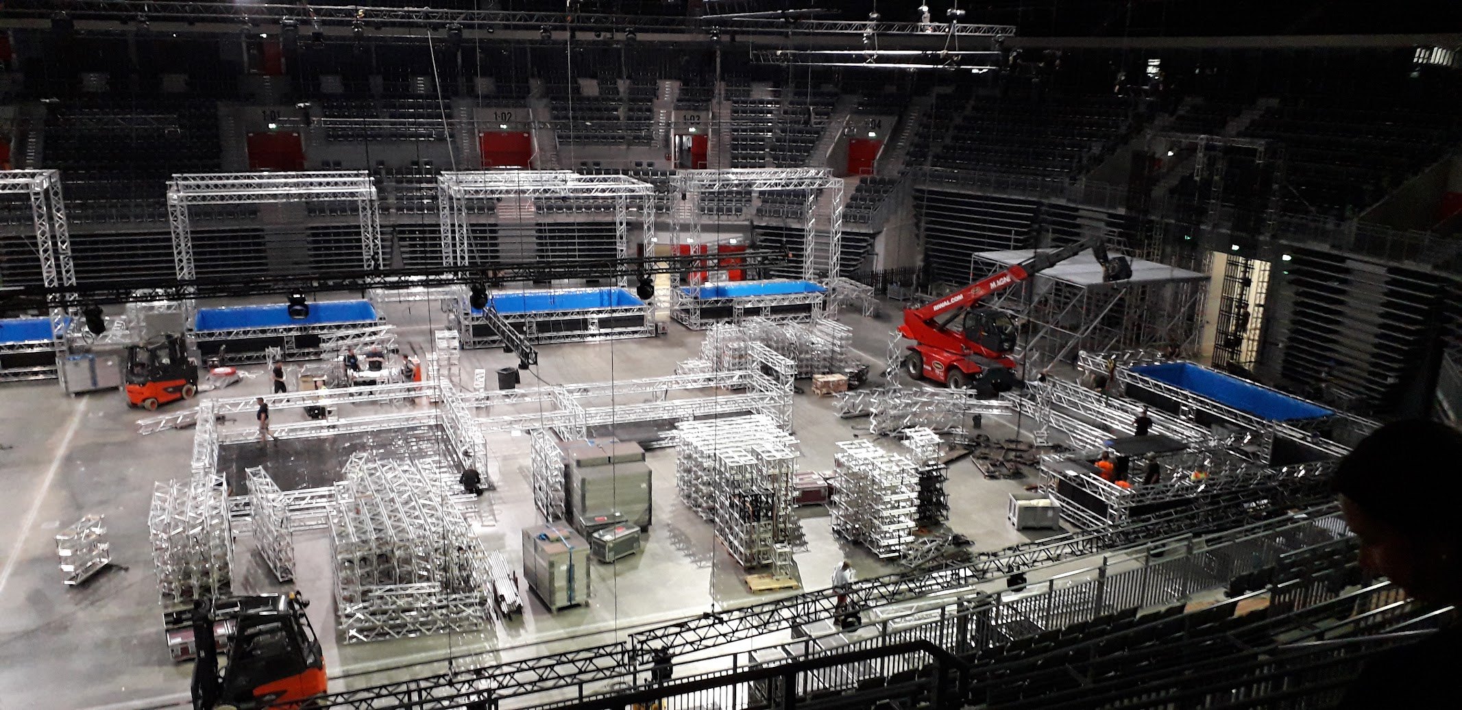 The course built up on the arena floor