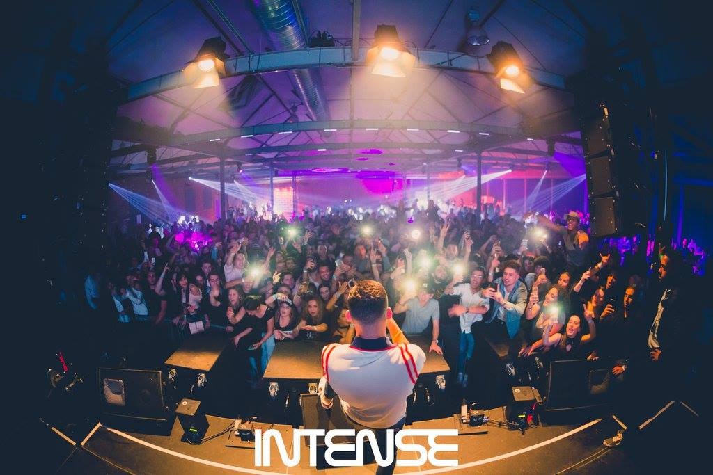 A full room during a club night