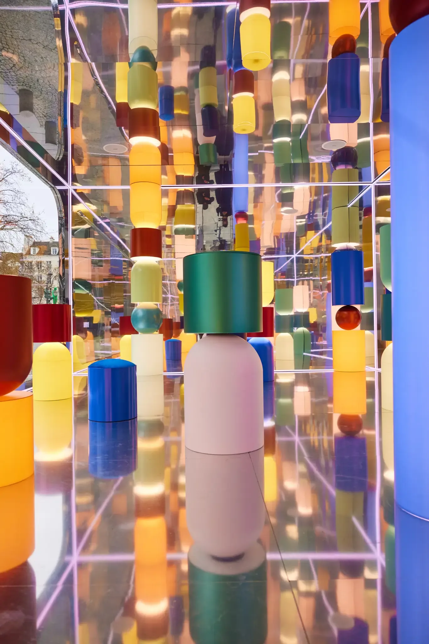 The mirrored interior with coloured volumes